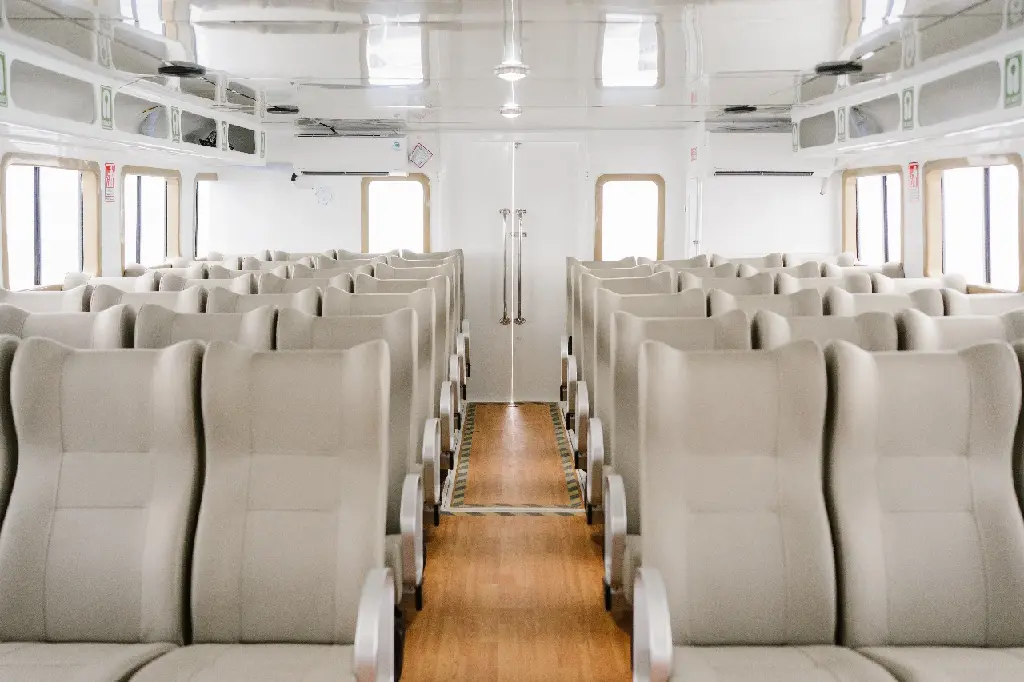 Fast Ferry Seats Nusa Lembongan.webp