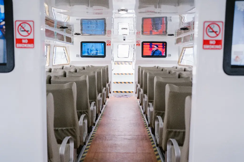 Fast Ferry Seats Nusa Lembongan safety.webp
